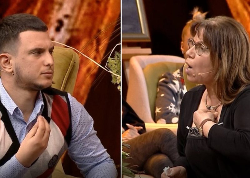 E padëgjuar! Djali thërret të ëmën në emision, ja çfarë i kërkon 800 0 5fe8cb4363067