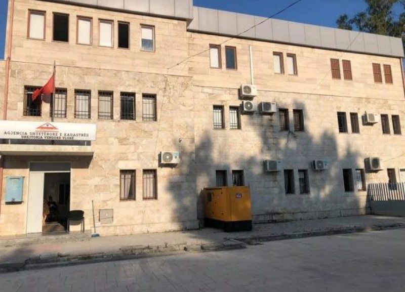 Vijon saga në Kadastrën e Vlorës! Ikën sërish drejtori, mësohet arsyeja 800 0 5fedf9d0acd34