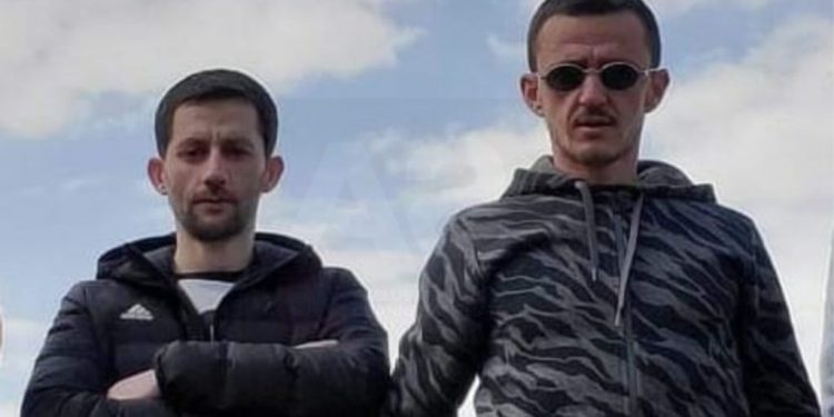 Flet personi që gjeti dy vëllezërit e vrarë: Pashë në kanal një dorë dhe… Andrea dhe Martin Olldashi