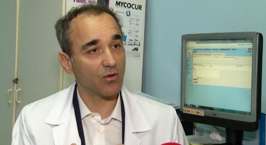 Kreu i sindikatës: Të vlerësohen mjekët financiarisht! Piku i rasteve me COVID në nëntor Gent Stroni