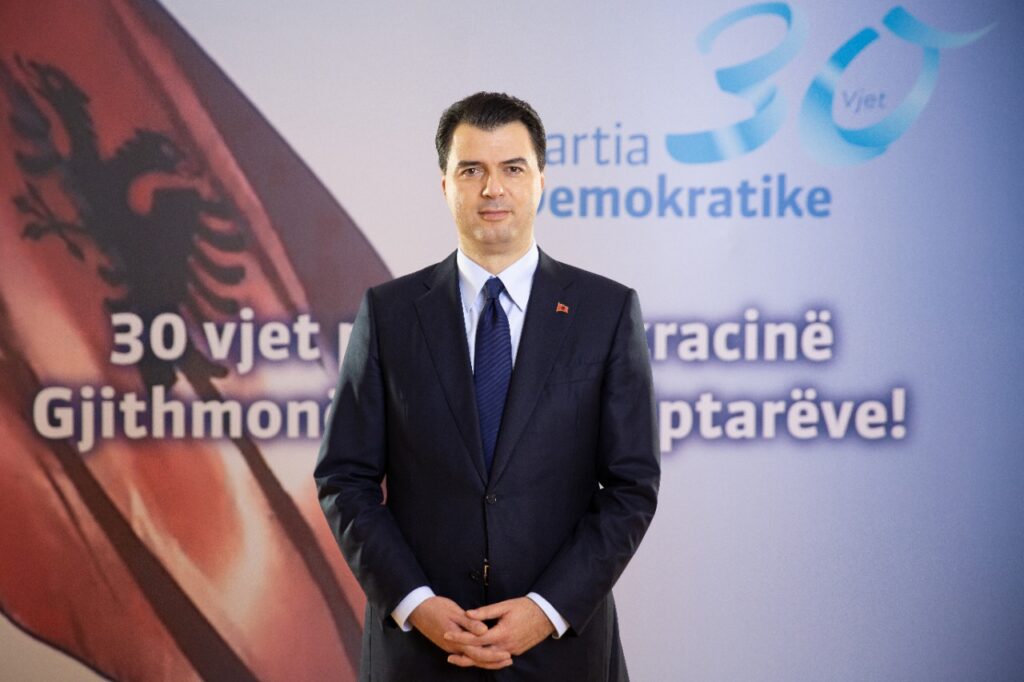 “Ministri i Brendshëm mish për top nga Rama për të…/ Basha fjalim për themelimin e PD basha