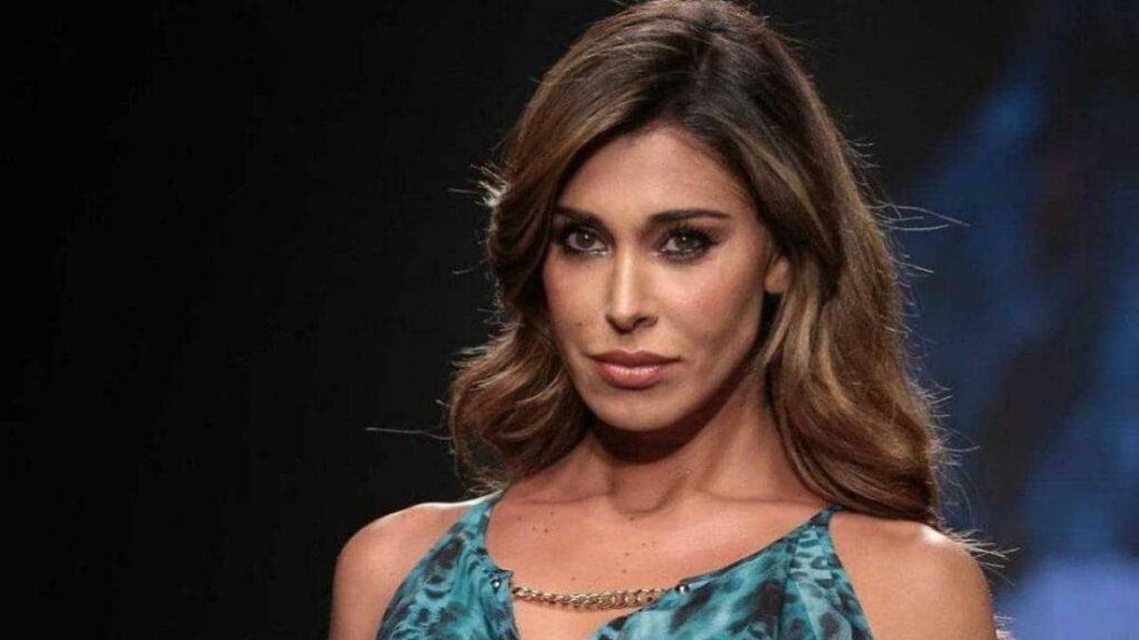 Belen Rodrigues “i çmendi” të gjithë në Instagram, shfaqet gjysmë e zhveshur belen rodriguez