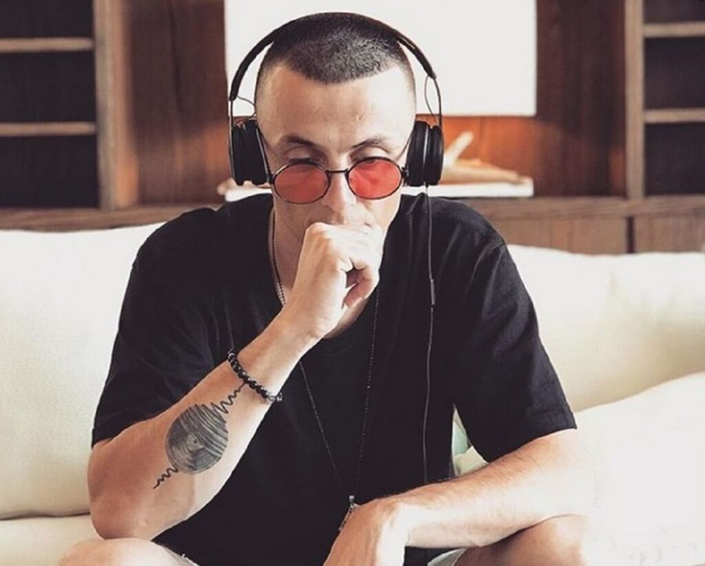“Apple” rendit DJ nga Kosova në listën e 100 më të mirëve dj regard