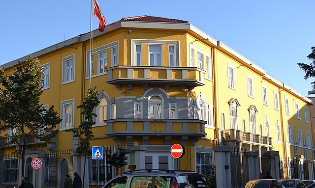 Çelen aplikimet për “Doktoratë” – MASR: Kandidatët mund të aplikojnë deri në 31 Mars të vitit të ardhshëm ministria e arsimit