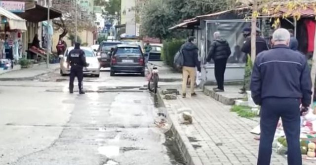 Alarmoi FNSH-në me bombol gazi dhe gërshërë, policia reagon për vlonjatin policia vlore