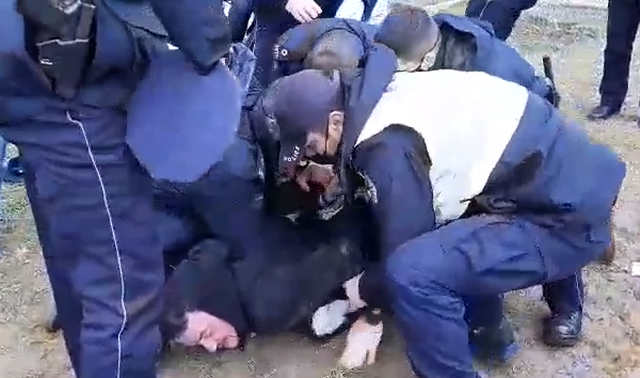 Kundërshtoi forcat e policisë, në pranga bashkëshorti i ish-ministres së njohur shqiptare 640 0 5ffd98946c92e 1