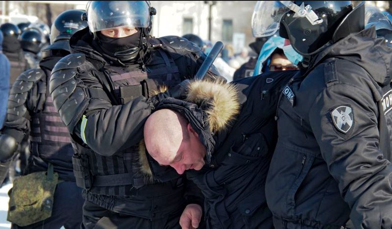 Rusi/ Shpërthejnë protestat e dhunshme pas arrestimit të Navalny 800 0 95b0cea0b8aa54ad23ddcd91c379e637