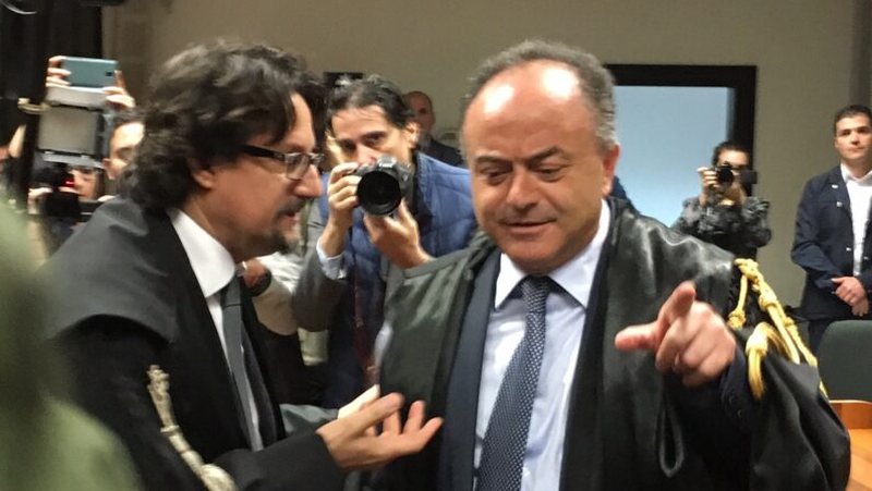 “Ndragheta”/ Procesi më i madh që ka njohur Italia, 335 mafiozë dhe zyrtarë të korruptuar dalin sot para Gjykatës 800 0 e4c92a7227b1a62977ef385047f62618