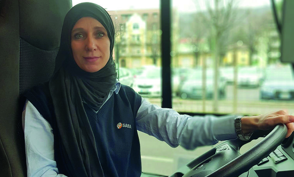 “Me shami dhe shofere autobusi në Itali”: Historia e Bukuries, shqiptares nga Kavaja që thyen stereotipet Bukurie Voka