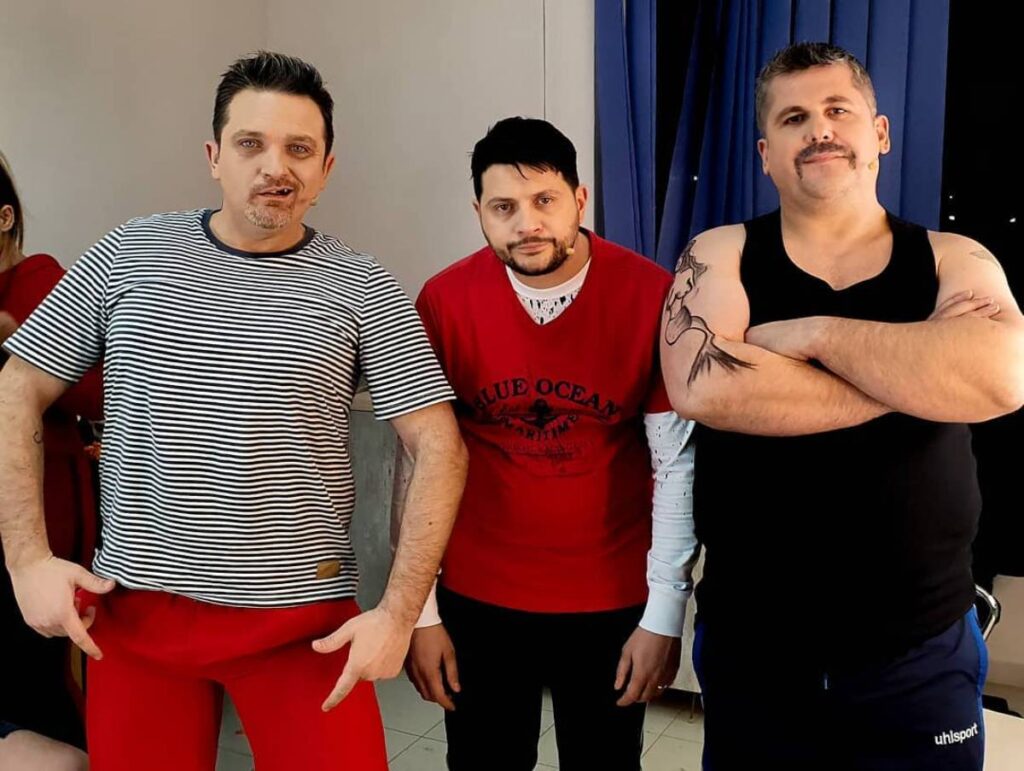 Julin apo Gentin? Ermal Mamaqi duhet të bëjë zgjedhjen e vështirë, dhe ja cili është emri! Ermali 1