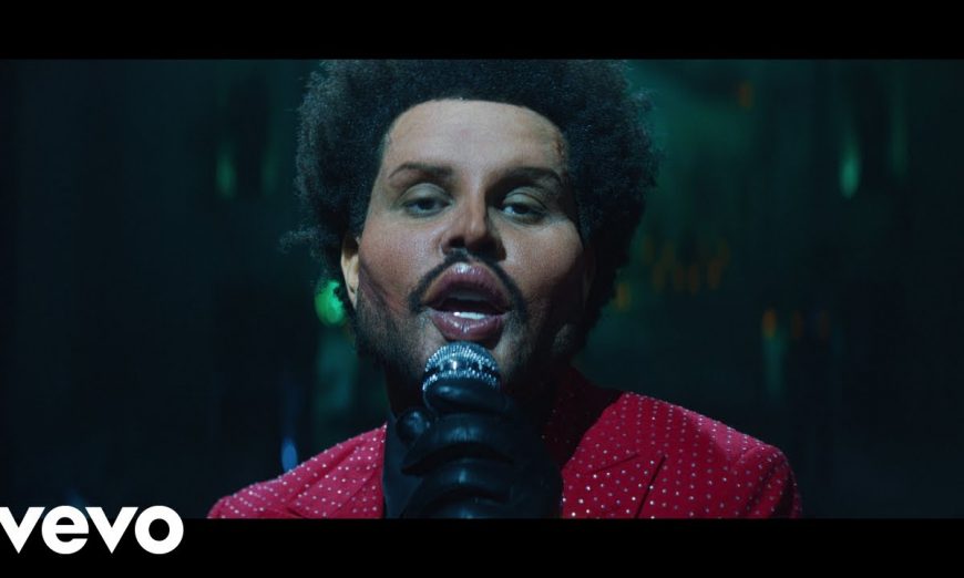 The Weekend shokon me pamjen në videoklipin e fundit The weekend