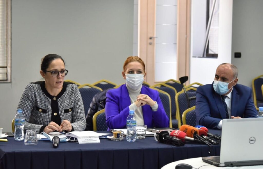 Fiskalizimi, Denaj nga Fieri: Mbështesim biznesin në shërbime, luftojmë informalitetin dhe evazionin fiskalizimi denaj