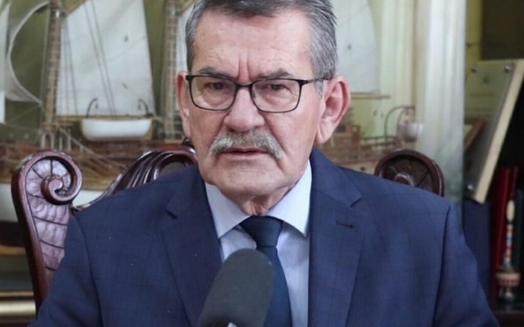 loro nekriq