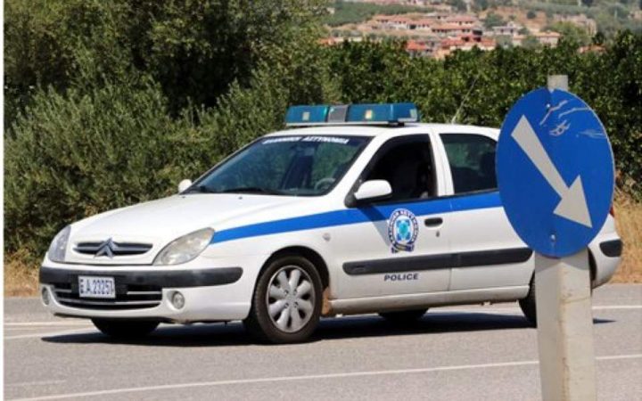 E rëndë në Greqi/ 12-vjeçari shqiptar godet me thikë motrën e tij poliicia greke Rodos1 720x450 1