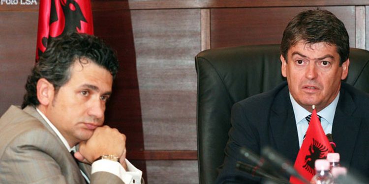Rrëfimi i Bamir Topit: Si më kërkoi Berisha që ‘ta hiqja qafe’ Kreshnik Spahiun topi krehsnik