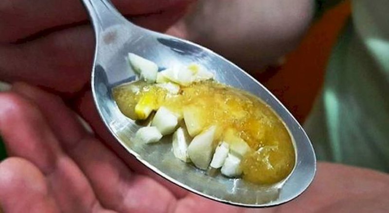 Doni të shpëtoni nga tensioni i lartë dhe sinoziti, bëni këtë përbërje me produktet që keni në shtëpi dhe do habiteni nga rezultati 800 0 cb2f932aaf9228cb15e27e70a05aa98e