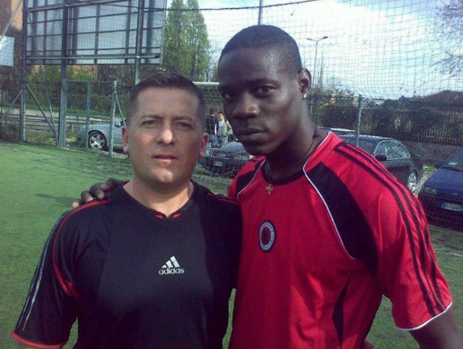 Më mirë shqiptarët apo ganezët? Ja si përgjigjet Balotelli balo
