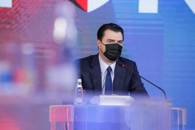 “I jepet fund abuzimit”, Basha: Hartojmë kuadrin ligjor që jep fund problemeve me pronat cfd918d1 c51d 461b a398 a889c15bdc52 675x450 1