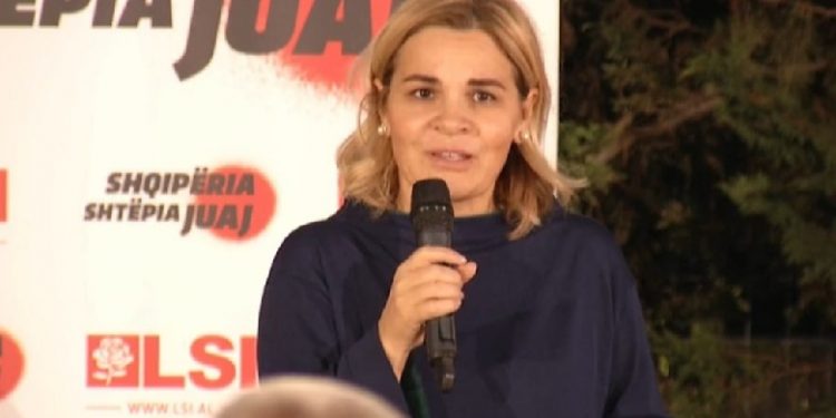 Kryemadhi, në Kurbin: Gruaja është themeli i familjes, dy milionë shqiptarë luten çdo të martë te kisha e Shna Ndout kryemadh 750x375 1