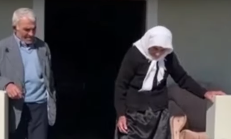 E pabesueshme/ 112-vjeçarja nga Kuçova gëzon shëndet të mirë, por e çregjistrojnë nga gjendja civile kucove e moshuara