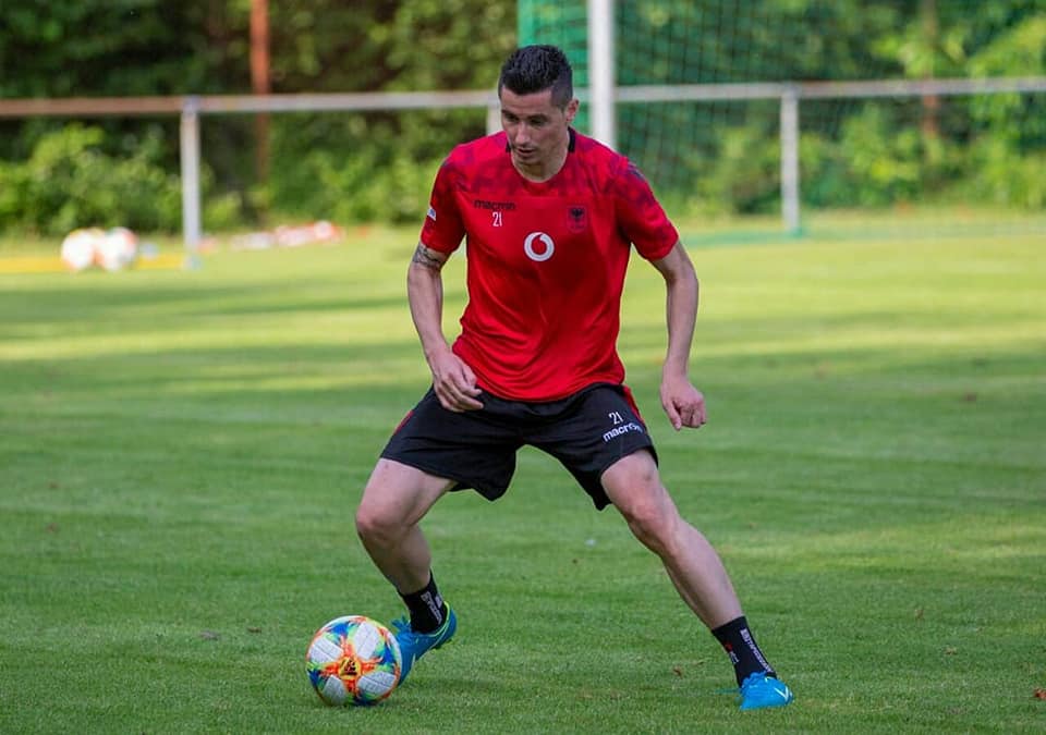 Odise Roshi transferohet te ekipi i fundit në kampionatin hungarez odise roshgi