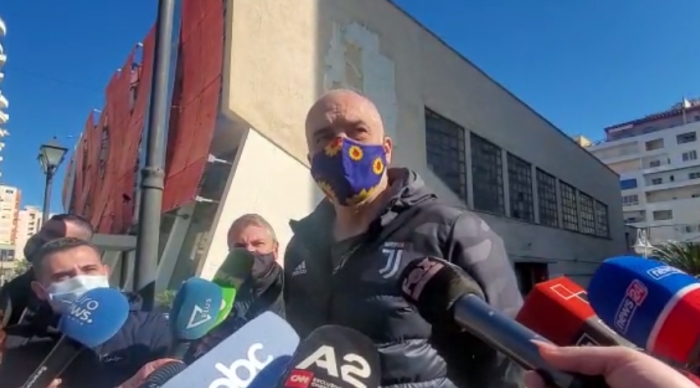 Rama ‘thumbon’ Metën: Ka kohë që nuk është President, vjen në Vlorë natën me makina të fshehta rama 5