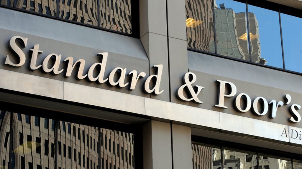 S&P konfirmon vlerësimin në “B+” dhe perspektivën “të qëndrueshme” për Shqipërinë sp