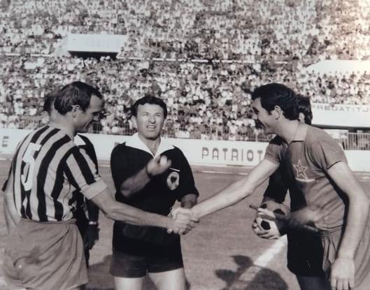 Meta dekoron ish-futbollistin e Kombëtares Mihal Gjika me titullin “Mjeshtër i madh” 1 1 11