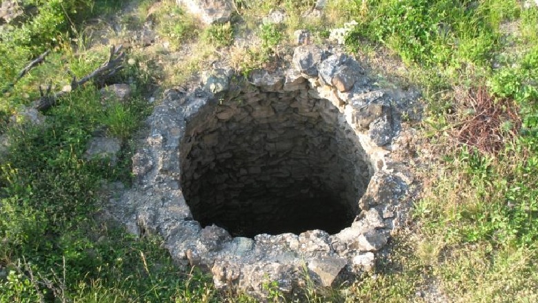 Duke punuar bie në pus, mbytet 74-vjeçari në fshatin Agim në Fier 1616500250 2311
