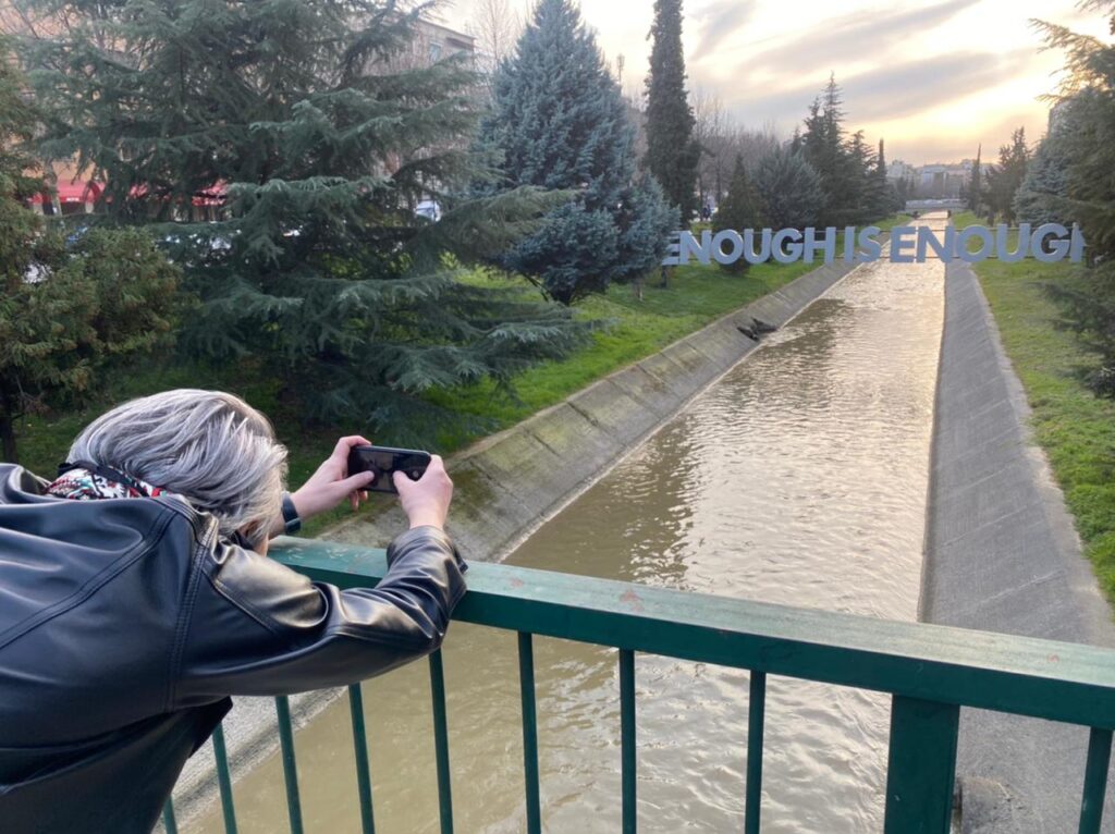 Zbulohet misteri i instalacionit që tërhoqi vëmendjen e kryeqytetasve 3ba411ae 224e 44e0 a098 52022dc1061d