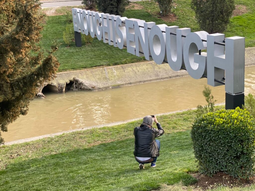 Zbulohet misteri i instalacionit që tërhoqi vëmendjen e kryeqytetasve 1 442a131a 10d9 45d3 9605 caf205db30bb