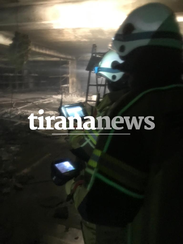 Shuhet zjarri te Casa Italia, shpresa për ta gjetur trupin e 33-vjeçarit falë unazës së floririt 1 5a16e495 cc85 49b8 aced 7ae9ca31b9cb 1