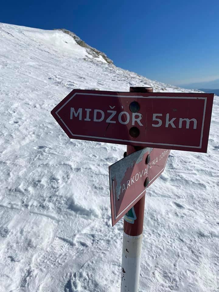 Alpinistët nga Peja vendosin flamurin shqiptar në majën më të lartë në Serbi 1 836696c0 dd16 4e21 9ad6 9c031291d475
