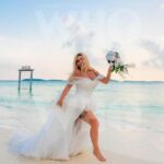 Zyrtarisht të martuar! Fjolla jo vetëm që tha “Po”, por veshi edhe fustanin e bardhë në Maldive! 5 B636B163 74B5 43F5 975A 61B17D8FE8D3 e1616142246210