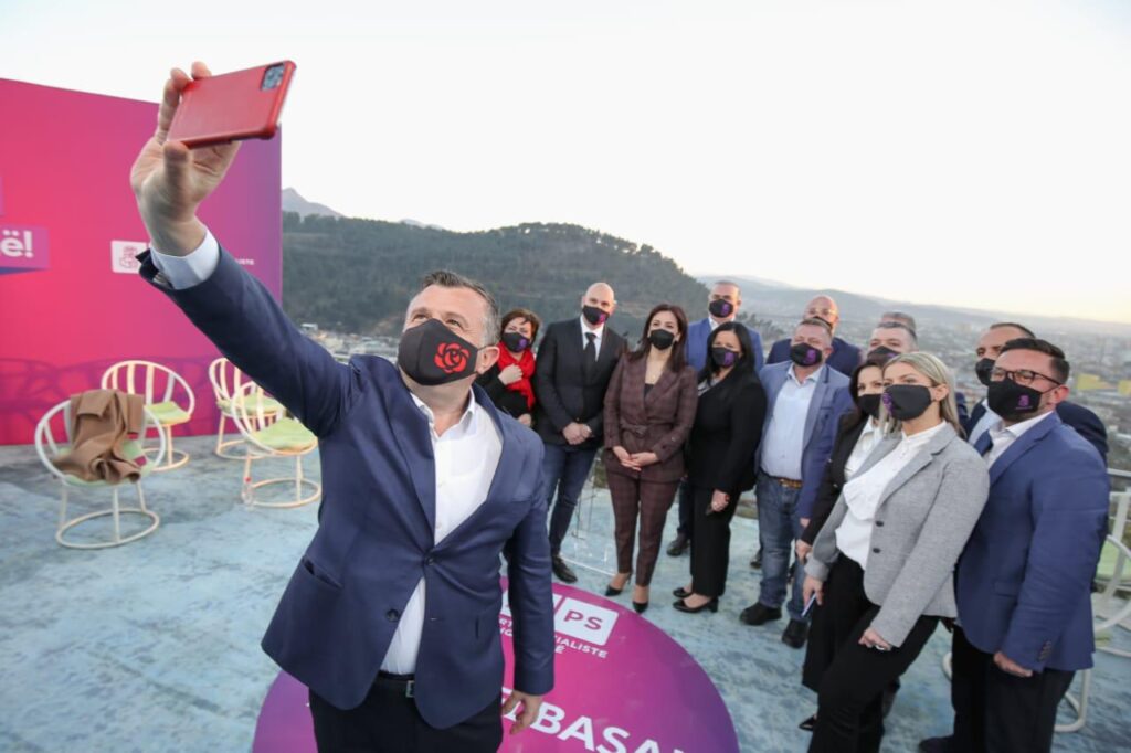 Balla prezanton kandidatët e PS në Elbasan: Ekipi ka të gjitha energjitë për ta përfaqësuar qarkun Balla4