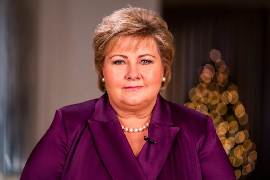 Shkeli rregullat anti-Covid, kryeministrja e Norvegjisë Erna Solberg kërkon ndjesë publike Erna Solberg