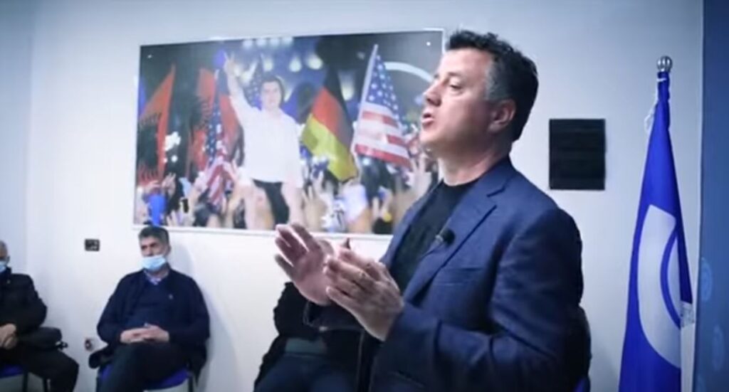 Flamur Noka takon mësuesit pa respektuar rregullat: Basha do u japë nga 700 euro Noka