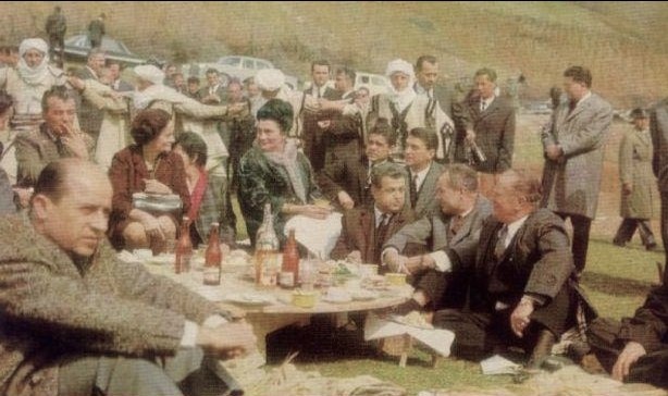Fjala e panjohur e Enver Hoxhës në ’78-ën, për raportet me Jugosllavinë e Greqinë: Këta palo udhëheqës të Kosovës na thonë ne, ‘mos e shani Titon se…’ d