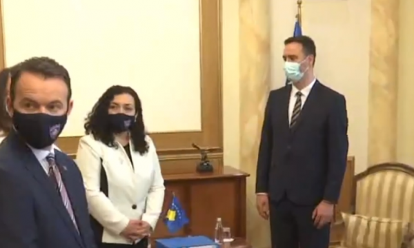 Konjufca bëhet President në detyrë i Kosovës: Osmani e kreu detyrën me përgjegjësi të lartë fjjfj