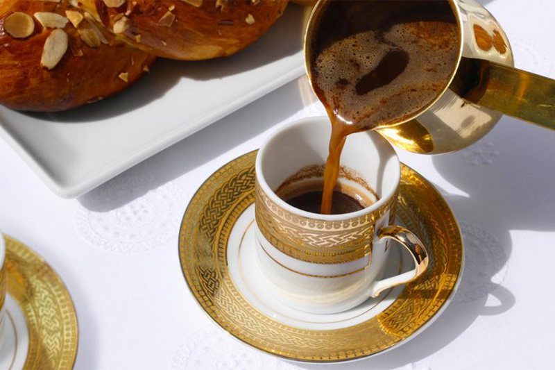 Lehtësimi i masave antikovid/ Rritet konsumi i kafesë në vend kafe turke