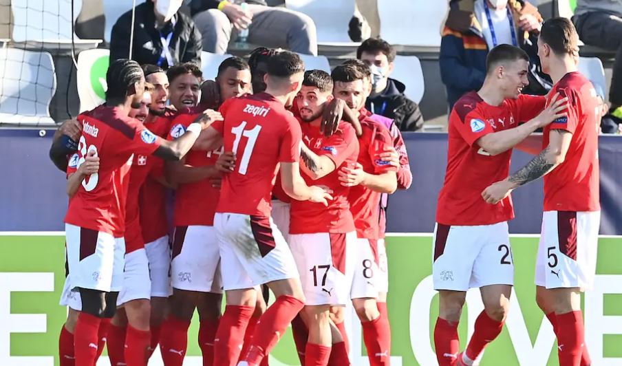 Shqiptarët mundin Anglinë në Europian, por duke luajtur për Shpresat e Zvicrës kombetarja
