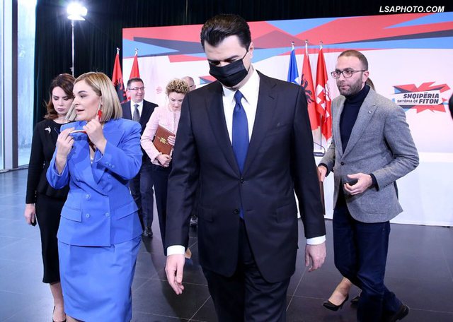 partia demokratike basha monika 7