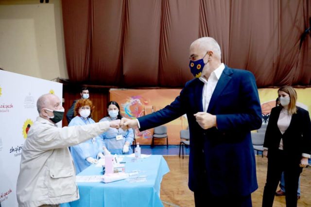 Rama: Së shpejti nisim vaksinimin e moshave +60, presim sasi të konsiderueshme vaksinash vaksine 11 1