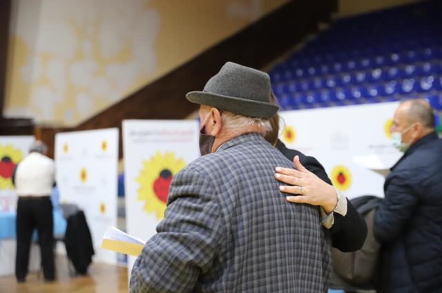 Vlera e jetës përmes fotove, Rama: Dashuri në kohërat e vaksinës 17 vaksine 17