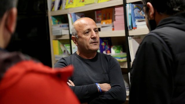 Mbështetësi i PD-së pret në dyqan Bledi Çuçin, ja çfarë ndodhi gjatë takimit 1 640 0 6079b2ca65a02