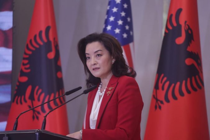 Yuri Kim, thirrje SPAK: Hetoni dhe ndiqni penalisht ata që shkelin ligjin e pengojnë të drejtën e qytetarëve për të votuar lirshëm KIM