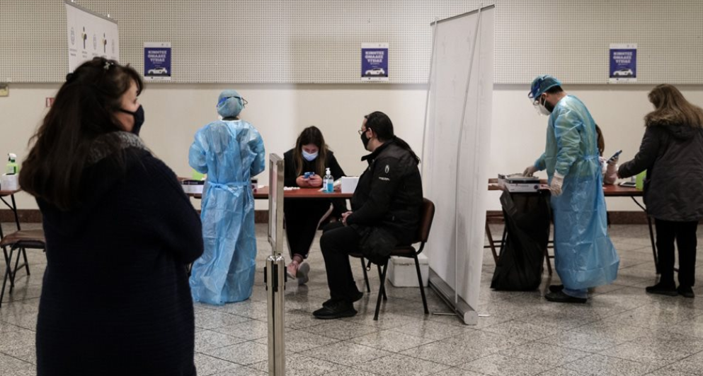 Shifra të larta të infektuarish me Covid në Greqi, humbin jetën 52 persona Untitled