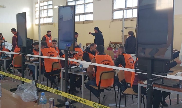 Paskuqanin e fiton PD me 8835 vota, PS numëron 6663 vota dhe LSI 1089 vota kamez paskuqan