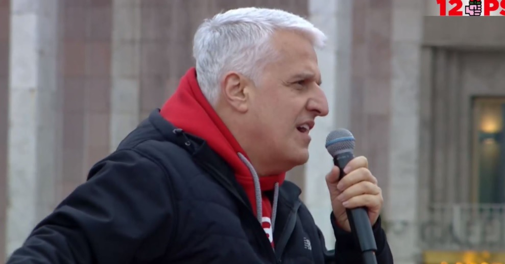 Pandeli Majko i 19-ti në listën e PS, shtrin dorën për bashkëpunim në takimin përmbyllës: Opozita të na bashkohet, t’i përvishemi punës së bashku! majko