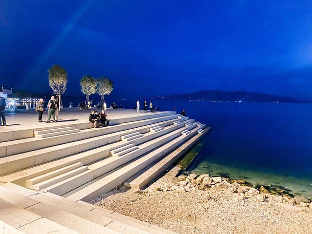 FOTOT/ Rama publikon pamjet nga shëtitorja e re e Sarandës 4 saranda 4